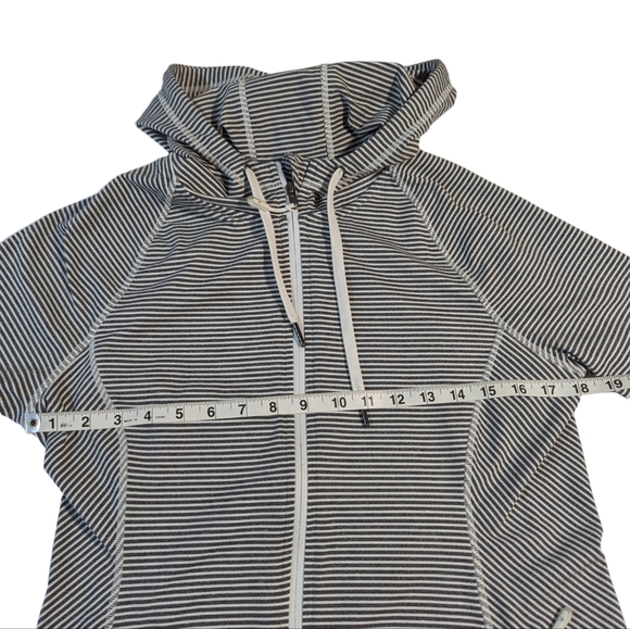 Kyodan Striped Hooded Zip Up Jacket Size Large - Picture 4 of 7